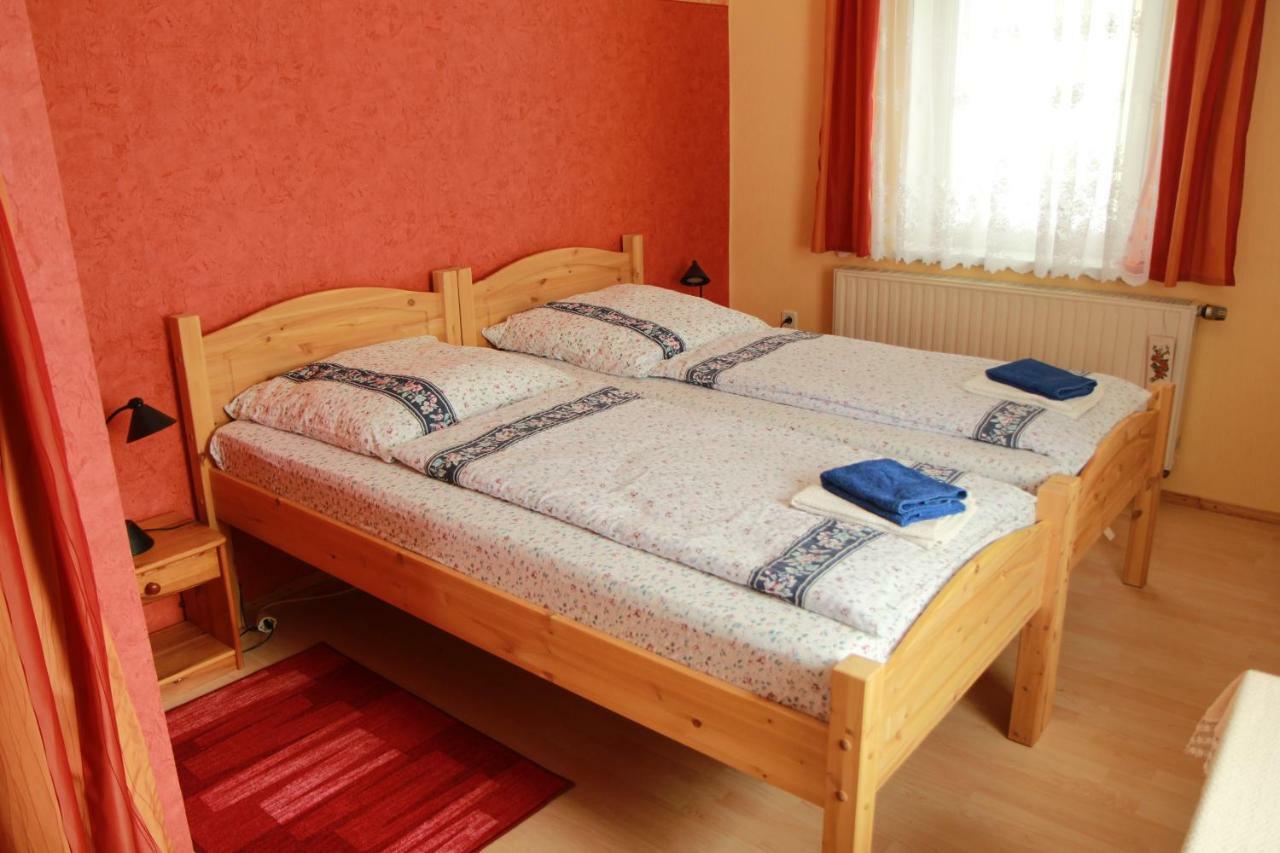 Ferienwohnung Im Herzen Des Nationalparks Hohnstein Luaran gambar